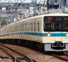 西武への譲渡に向けた動きか 小田急8000形の8260Fが喜多見検車区へ