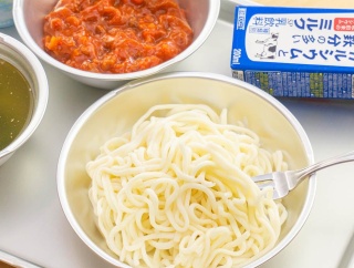 給食のソフト麺好き？