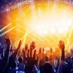 ワイ「音楽ライブってボッタクリやろ」おまいら「行けばわかるって」ワイ「ほーん行ってみるか」