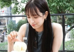 【速報】日向坂のキャプテン、ピッチピチな『もも』を丸出しwwwwwww