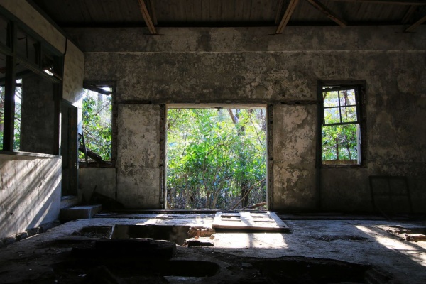 バスターズの非日常と廃墟の日々 神奈川