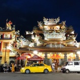 『台北の夜、美しい松山慈祐宮と饒河街觀光夜市を楽しむ』の画像