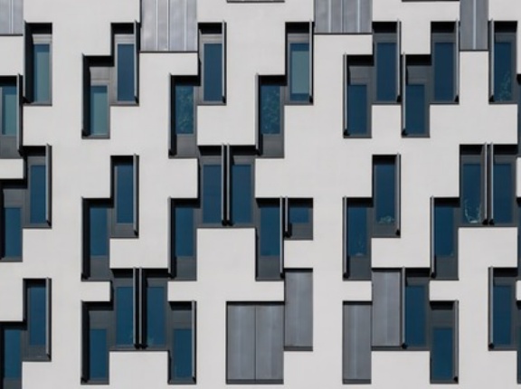 AirPods Pro 2の「ライブリスニング機能」は補聴器代わりになるか？　騒音下で検証