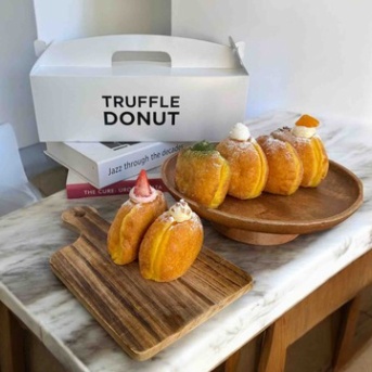 【京橋】大阪初出店！揚げたてトリュフドーナツが必食！　～TRUFFLE DONUT大阪京橋店
