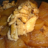 『大根と鶏皮の照り煮』の画像