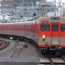 曇天の空の下、8111Fが今日も行く