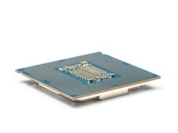 CPUってインテルはダメなの？