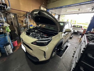 滋賀オートライフハノ　トヨタ「ヤリスクロス」(MXPB10)の車検＆整備とブレーキフルード交換