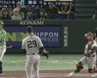 今日の巨人vsヤクルトのストライクゾーン、普通にヤバすぎる