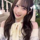 『[ノイミー] 谷崎早耶、オフショルニットでデコルテ全開 冬コーデにファン悶絶「彼女感すごい」「破壊力抜群」』の画像