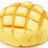 「メロンパン食べるか」→メロン味のクリーム入り 	