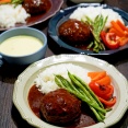 牛ひき肉100％を探す旅＜ツルピカハンバーグ＞／おすすめの飲むヨーグルト