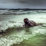 ゾンビが現れても船で海上へ逃げれば良い←これ感情論抜きで論破出来るやついんの？