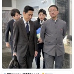 【画像】中国政府高官と話す日本外務省幹部の表情wwwwwwwwwwwwwwww