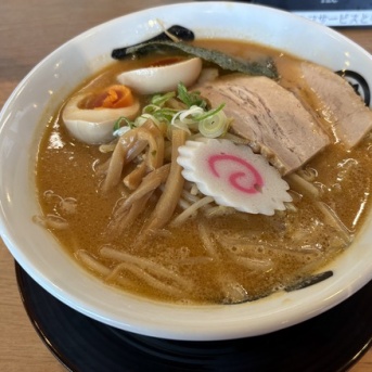 近未来　～煽り味噌らーめん 正宗　アークタウン宇都宮店～