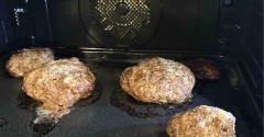 「ハンバーグ、スタート！」ボタンひとつで完成｜石窯オーブンER-D3000B