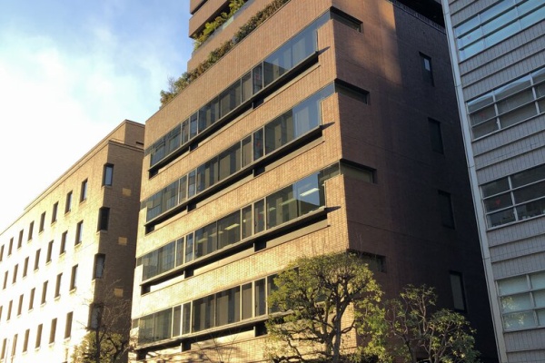 オフィスビルの入居テナント企業について調べるお 千代田区の入居企業