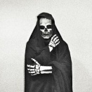 【嫌な話】ピンポーン…「この家には死神がいる」突然の訪問者の正体