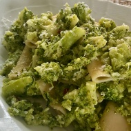 歯ごたえなんて言わないで！クタクタにするからおいしい〜ブロッコリーのパッケリ