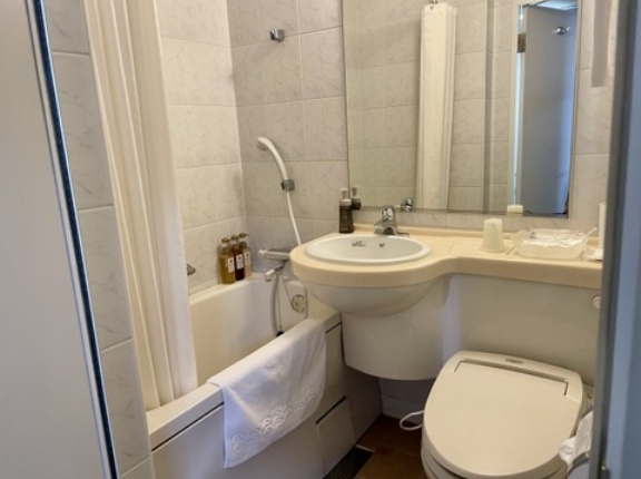 ワイが貧乏ホテルに友達と泊まって驚いたこと