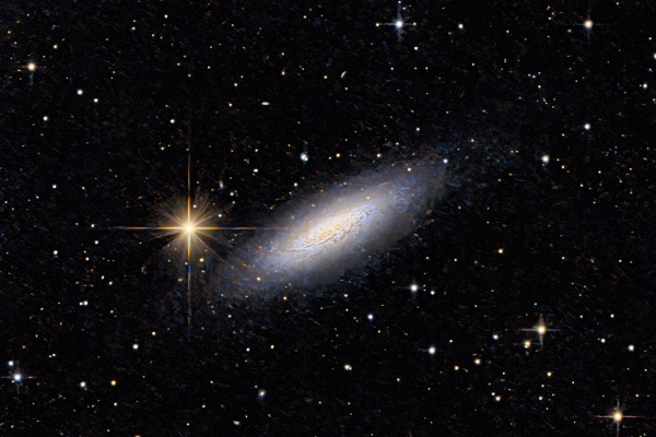 星夜思 - SkyWatcher Quattro300P