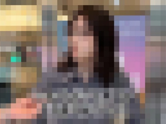 【悲報】加藤小夏さん、売れてなさすぎというより“普通に街になじみすぎて”スナップの人に声をかけられてしまうｗｗｗ