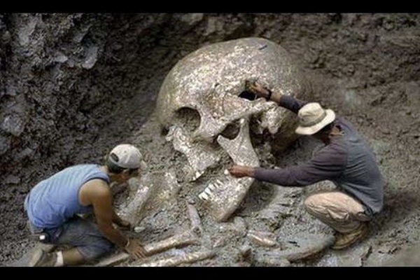 進撃の巨人動画まとめ アニメや映画の名シーンや関連人気動画特集 15