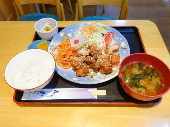夏の疲れを吹き飛ばしてくれる！イオン小牧店内のカフェレストランでいただく空自空上げ/ダイニングカフェRich