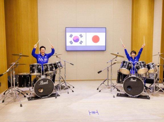 海外「高市首相と韓国大統領のドラムセッション、これAIじゃないの？！」