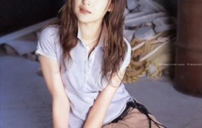 【画像】能登麻美子さん(46)、地味系美人人妻になっていた・・・
