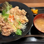 姫路　からあげ丼♪《春日》