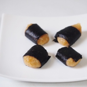 セブンイレブン新作チーズスイーツ チーズいそべ餅 が美味しすぎ スイーツハンター月ウサギの食べ日記