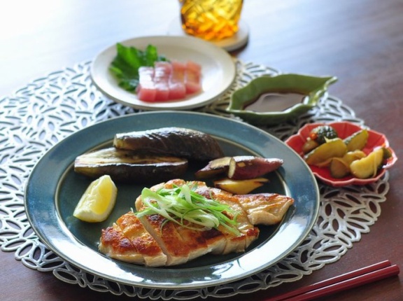 何も考えなくてもできるただ焼けばいいってだけチキンステーキと3日後に迫ったトークショーに向けて