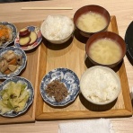 こぶたんちの おいしいごはん