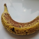 夕方にバナナを食べて睡眠の質が良くなり頻尿も3回から２回に減少