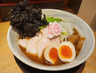 とってもガッツリ特濃！！調布銀座の