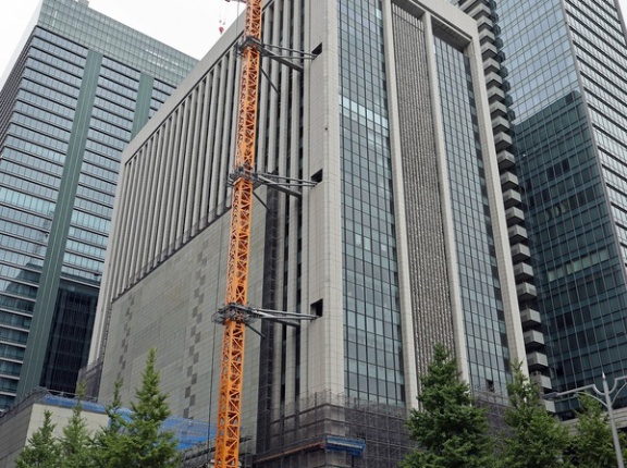 丸の内にある「三菱UFJ銀行本店」の解体状況！地上28階、高さ約160mとなる「(仮称)M計画（MUFG本館）」に建替えへ（2025.9.15）