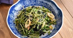 1分で完成！豆苗とちくわの韓国風ナムル