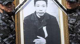 安重根石碑で摩擦、韓国は菅官房長官の「犯罪者」発言に猛反発…消極的だった中国も設置前向きに転換、韓国と共同戦線