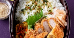 【今日のJUNA夫さん弁当】主菜の仕込み→とんかつ弁当にしました／そうめんと山盛り枝豆など