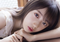 【画像】矢田萌華のグラビア、スレンダーボディが眩しい