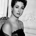 色気を含んだ美貌で世界にその名をはせた女優ダニエル・ダリューが10月17日100歳で死去
