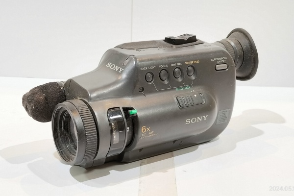 Canon多数！ デジタルカメラ、ビデオカメラ、iPod　フィルムカメラ　レンズ ビデオカメラ PowerShot V10 Canon パーソナルビデオカメラ