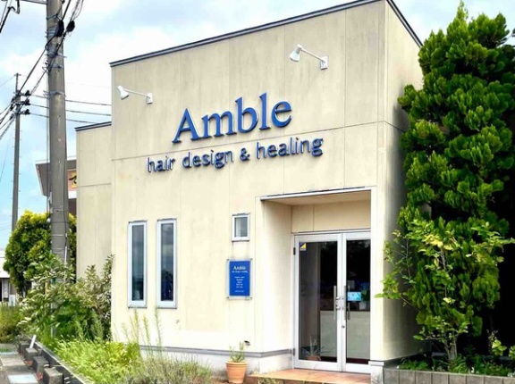 寺島にある『Amble hair design & healing 古正寺店(アンブル ヘアデザイン&ヒーリング)』が店舗統合のため閉店するらしい。『喜多町店』と店舗統合。