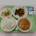 ３月２３日（月）の給食