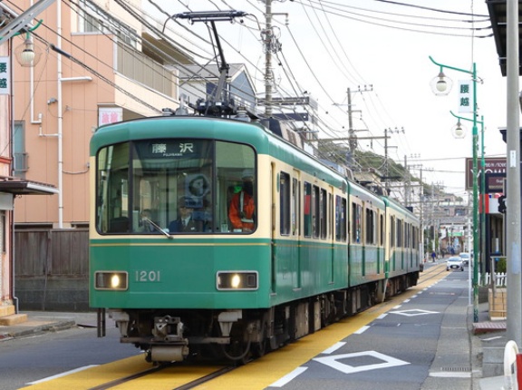 江ノ電の1000形で吊り掛け駆動の編成は何本あるのか