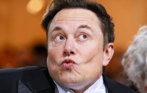 イーロン・マスク氏「10年後や20年後のために貯蓄するのは無意味になる。それは、もう価値ない」