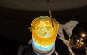 クラブラウンジのハッピーアワータイム　ホテル創成札幌　　