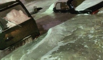 ロシア北部の-30℃の町で水道管が破裂、氷に飲み込まれ町が死ぬ
