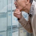 【ﾌｧﾝｻﾏﾘｨ】「家を買えずに50代、賃貸は何歳まで住める？」高齢者の物件探し“100件お断り”のケースも…